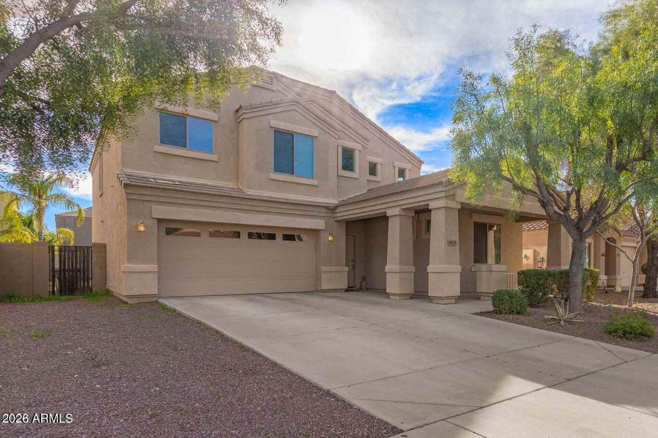 9575 W Quail Ave - Photo 2 of 20