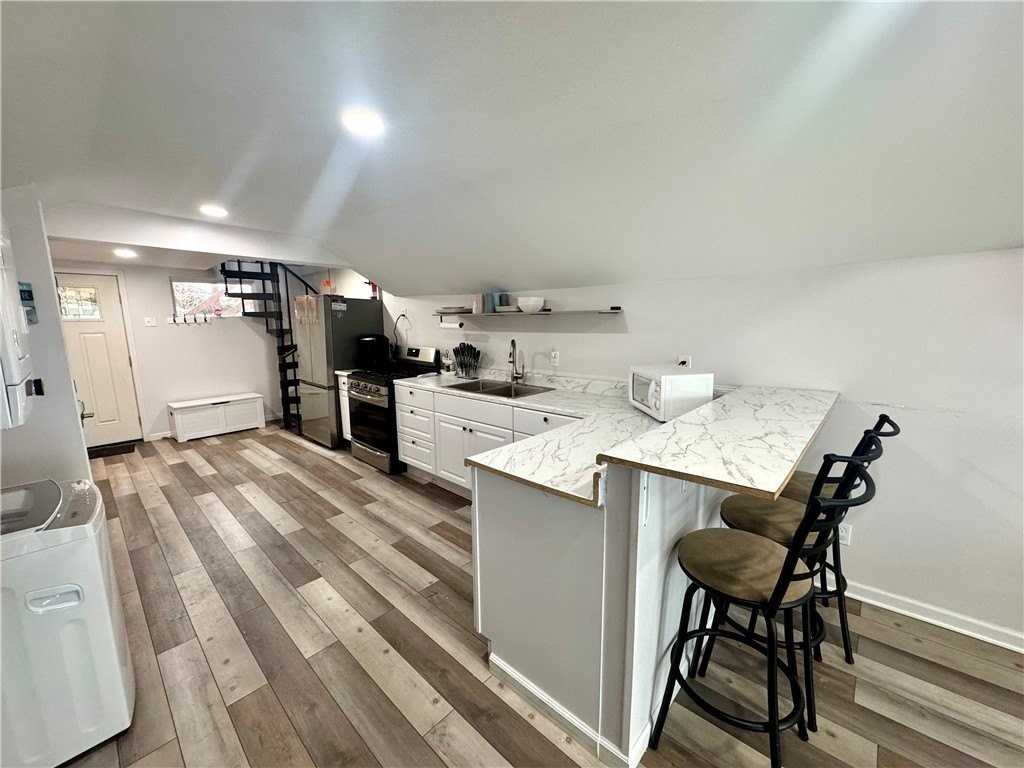 182 Lake Bluff Rd - Photo 5 of 18