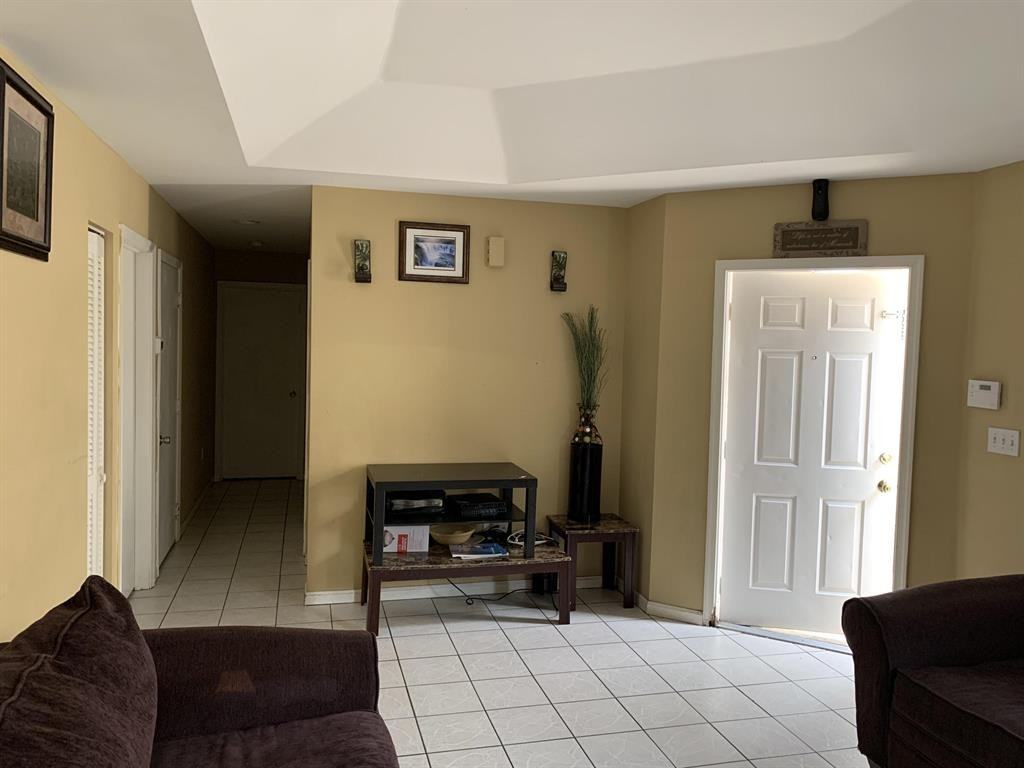 4109 Eastridge Circle - Photo 4 of 15