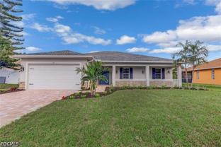 37 Se 23rd Ave - Photo 1 of 1