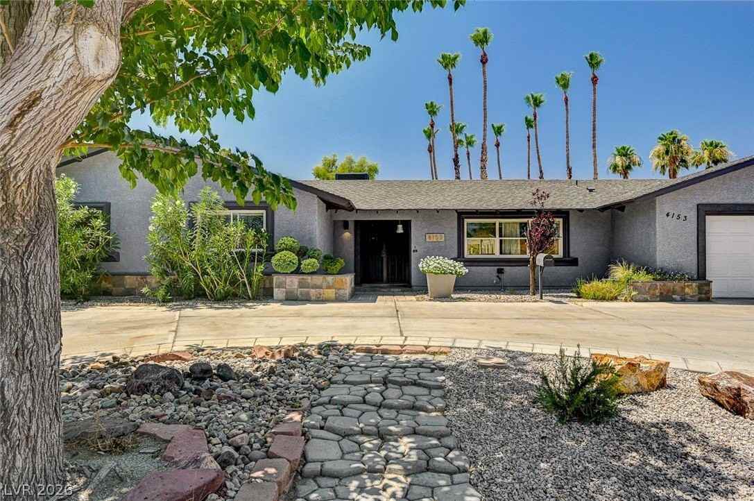 4153 Woodcrest Rd - Photo 6 of 50