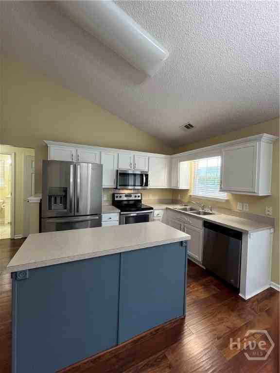 283 Lancaster Way - Photo 3 of 18
