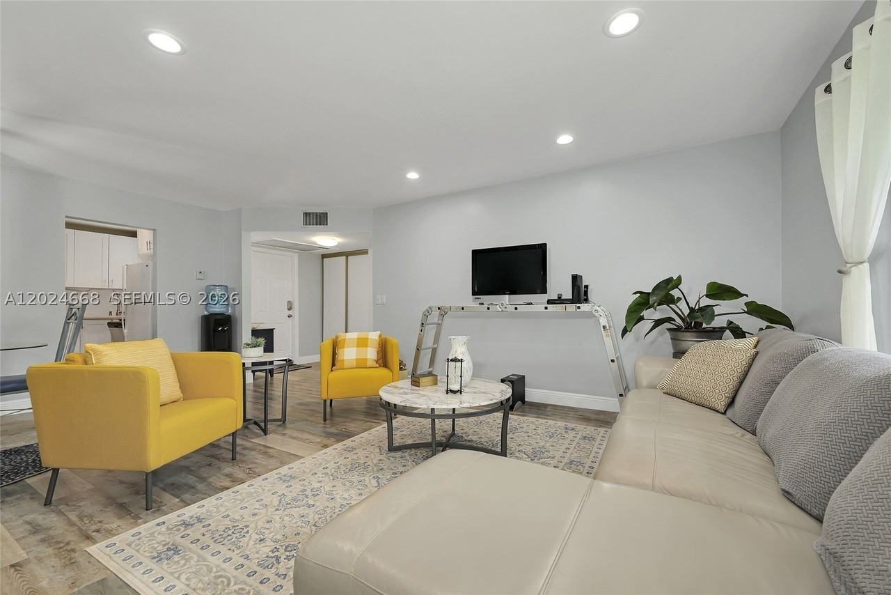 2676 Carambola Cir N #1760 - Photo 4 of 39