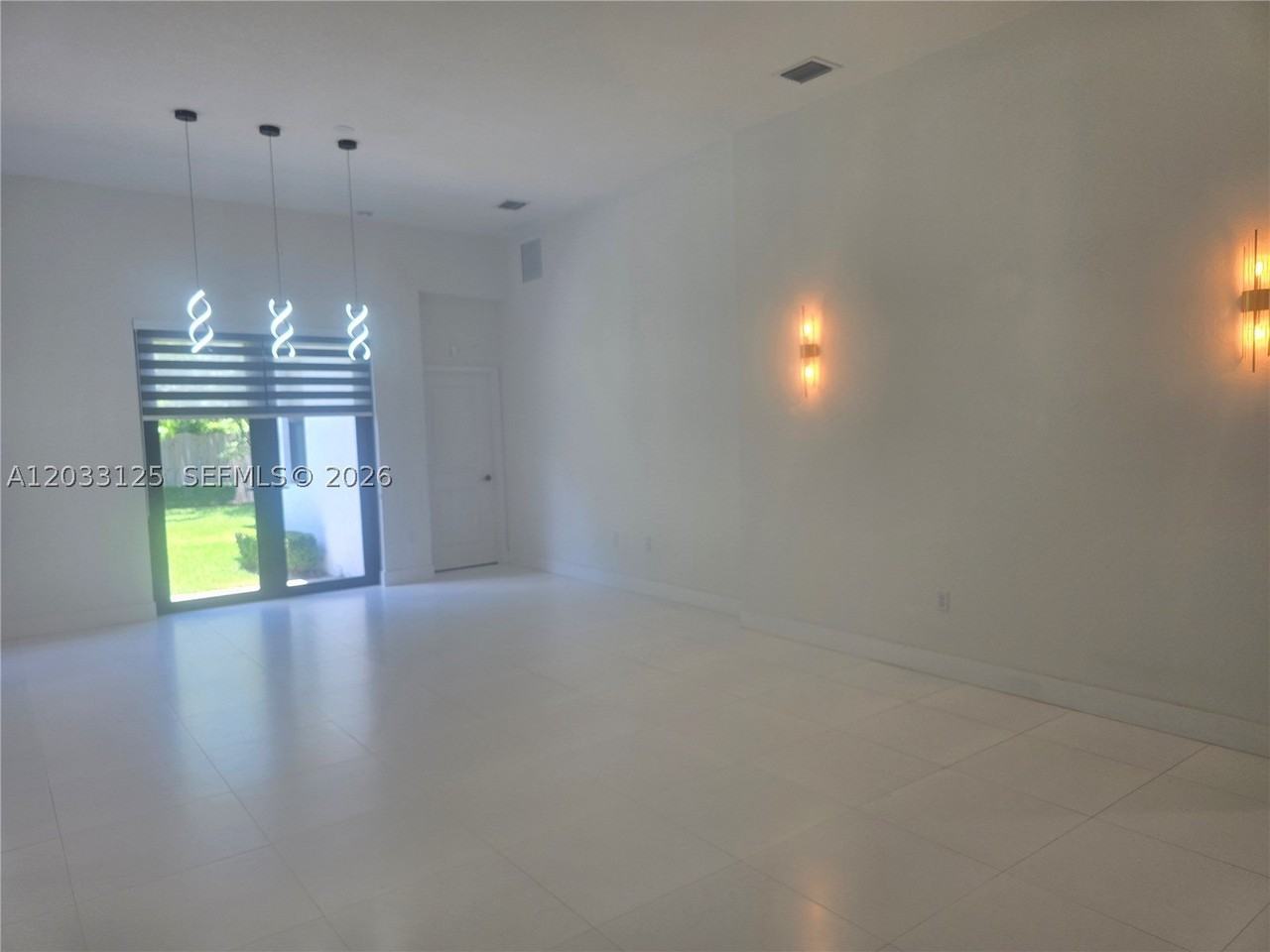 19410 Sw 124th Ct - Photo 6 of 50