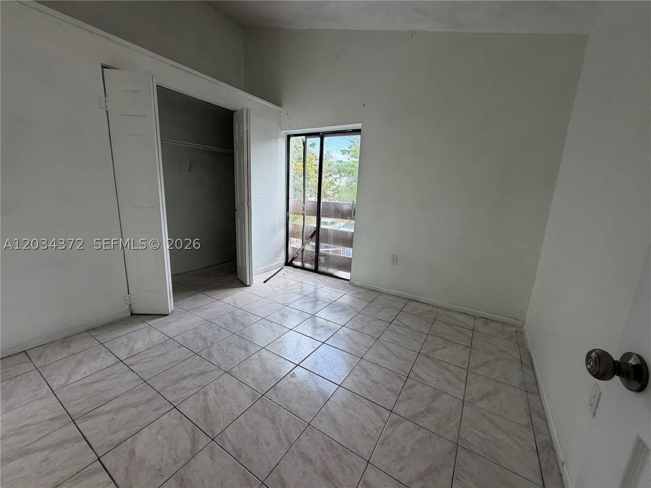 4634 Nw 185th St #4634 - Photo 4 of 13
