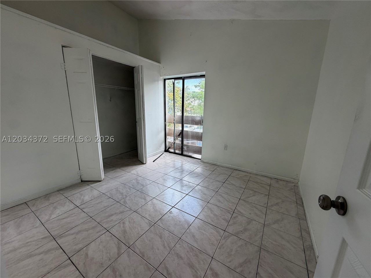 4634 Nw 185th St #4634 - Photo 5 of 13