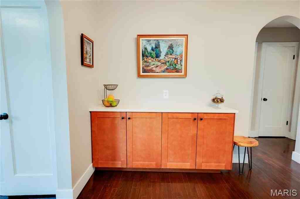 1830 Oconnell Ave - Photo 6 of 36