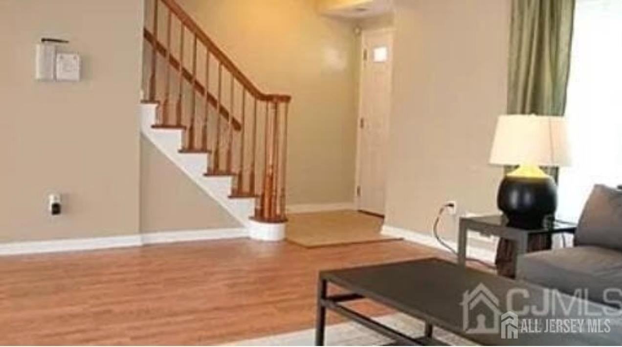 36-B 36 B Henry St #36B - Photo 3 of 11