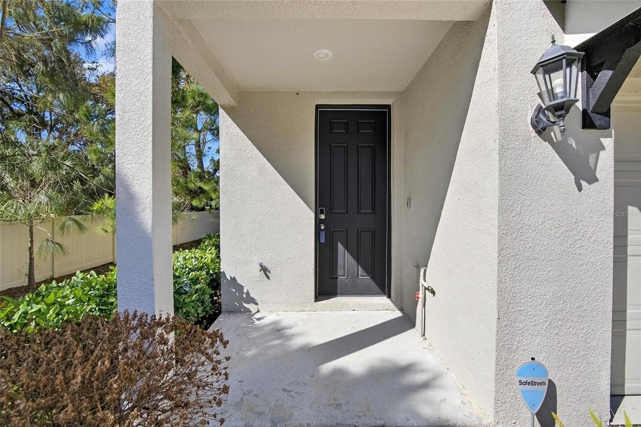 2710 Scarlet Bay Pl - Photo 3 of 38