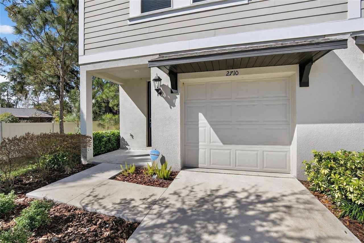 2710 Scarlet Bay Pl - Photo 5 of 38