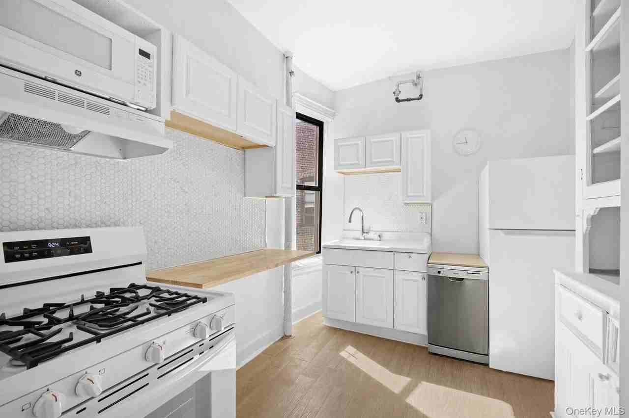 509 W 122nd St #28 - Photo 2 of 6