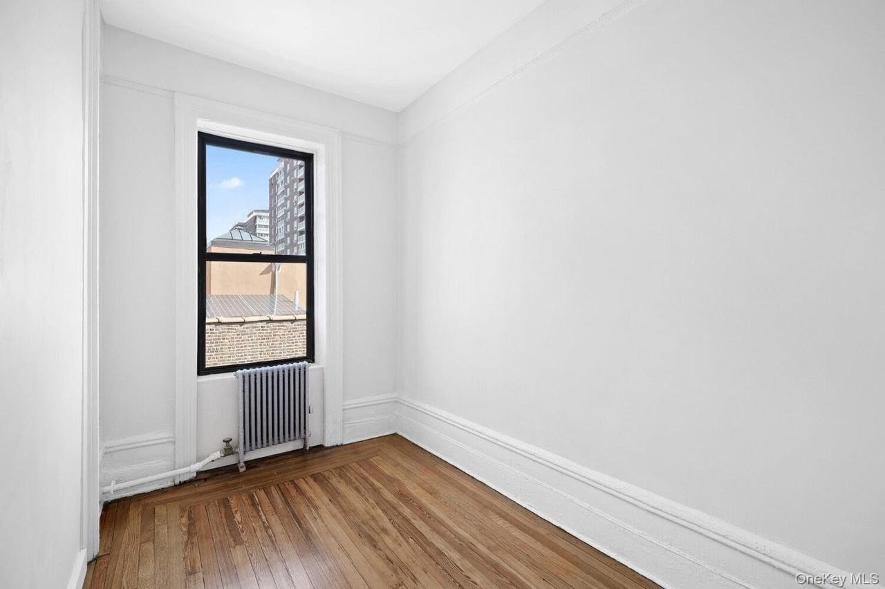 509 W 122nd St #28 - Photo 4 of 6