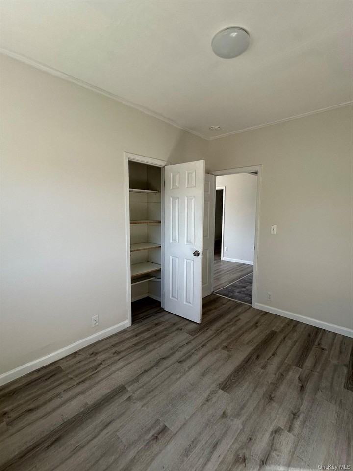 1572 Main Rd - Photo 5 of 7