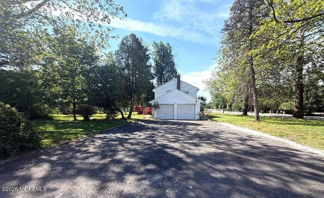 434 Plainfield Rd - Photo 3 of 32
