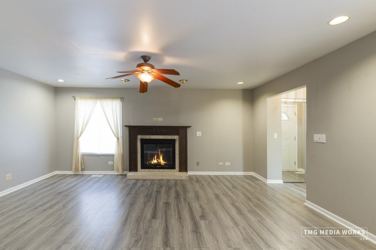 1210 Andover Cir - Photo 7 of 29