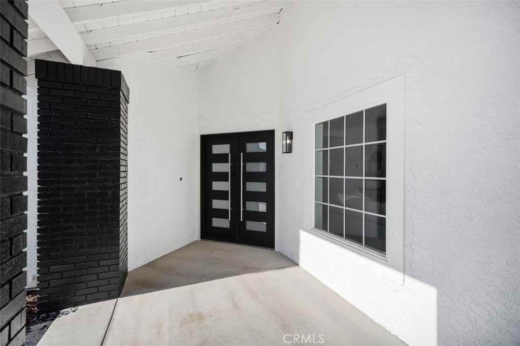 24891 Zumaya Ct - Photo 3 of 19