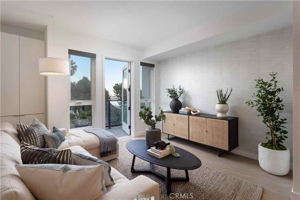 511 S Harbor Blvd #525 - Photo 3 of 19