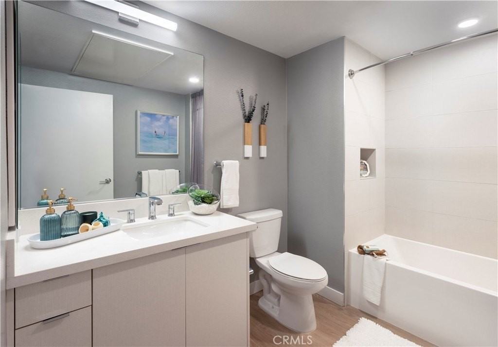 511 S Harbor Blvd #525 - Photo 6 of 19