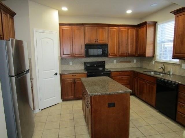 4131 Florence Dr - Photo 7 of 19