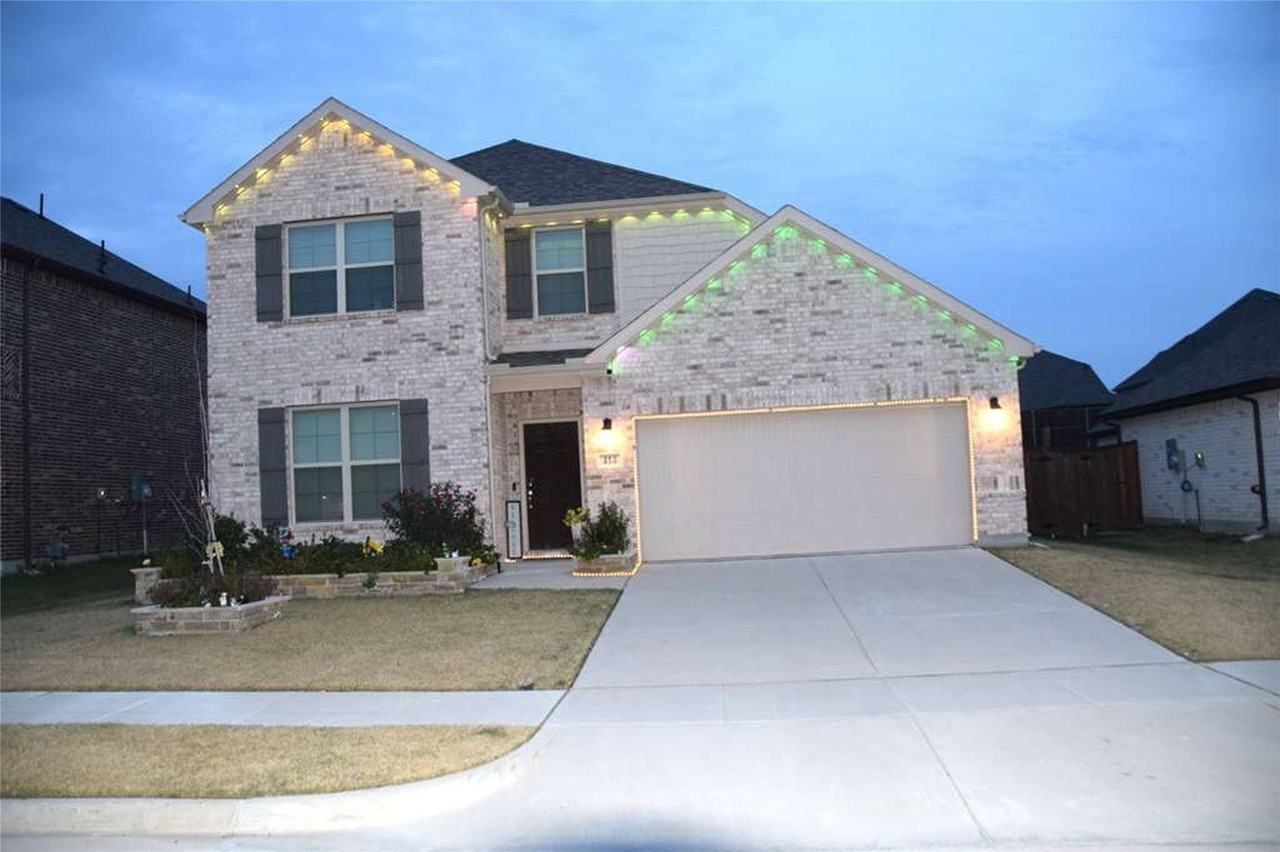 414 Parkford Dr - Photo 2 of 23