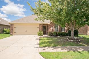 312 Hawthorn Dr - Photo 1 of 1