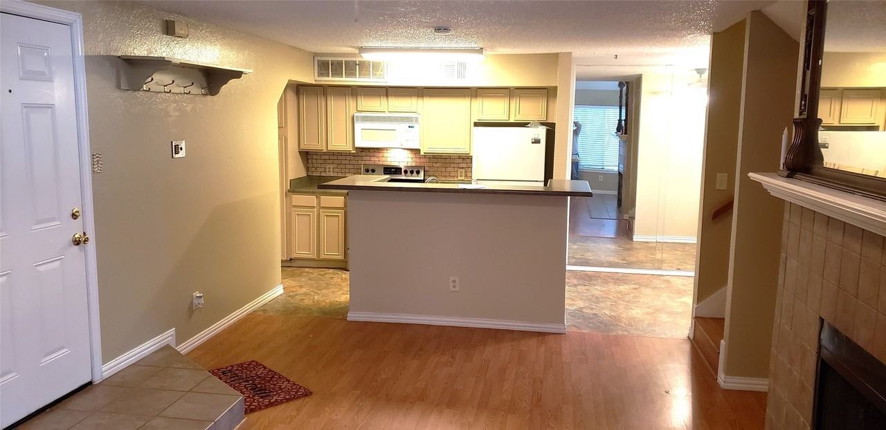 2311 Basil Dr #C207 - Photo 5 of 40