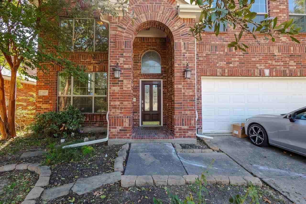 2905 Preston Ln - Photo 2 of 40