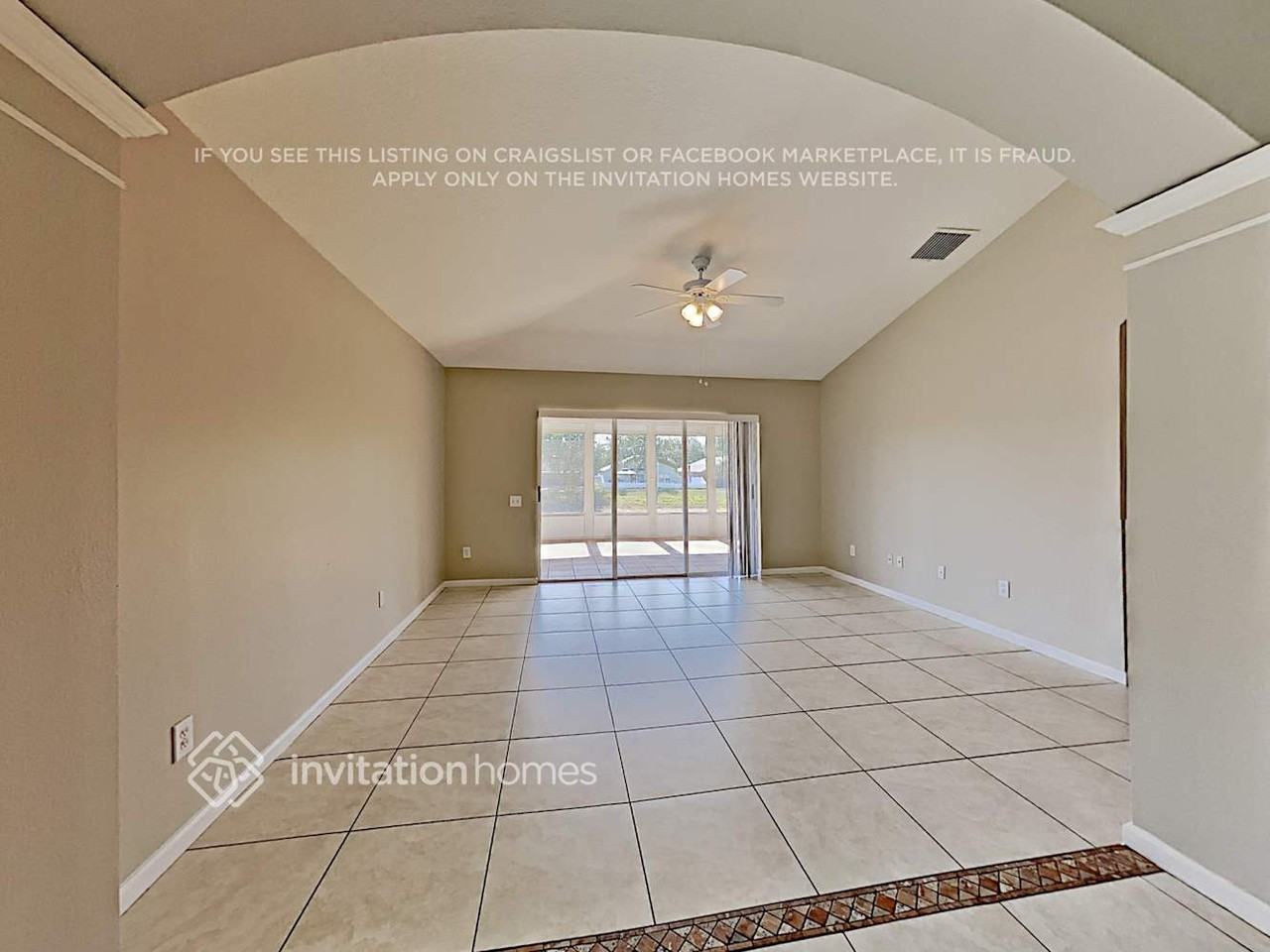10218 Hunters Haven Blvd - Photo 3 of 15