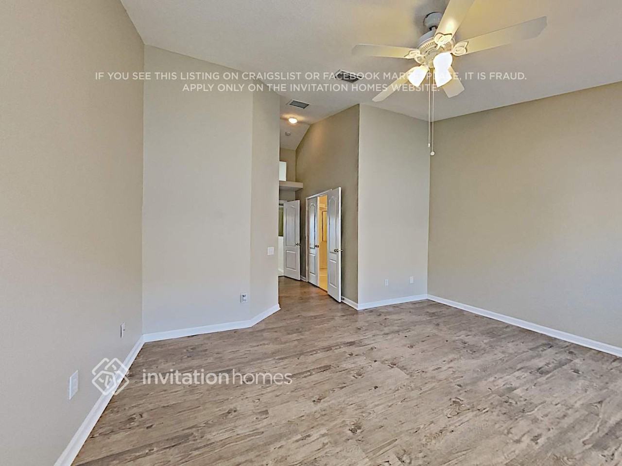 10218 Hunters Haven Blvd - Photo 7 of 15