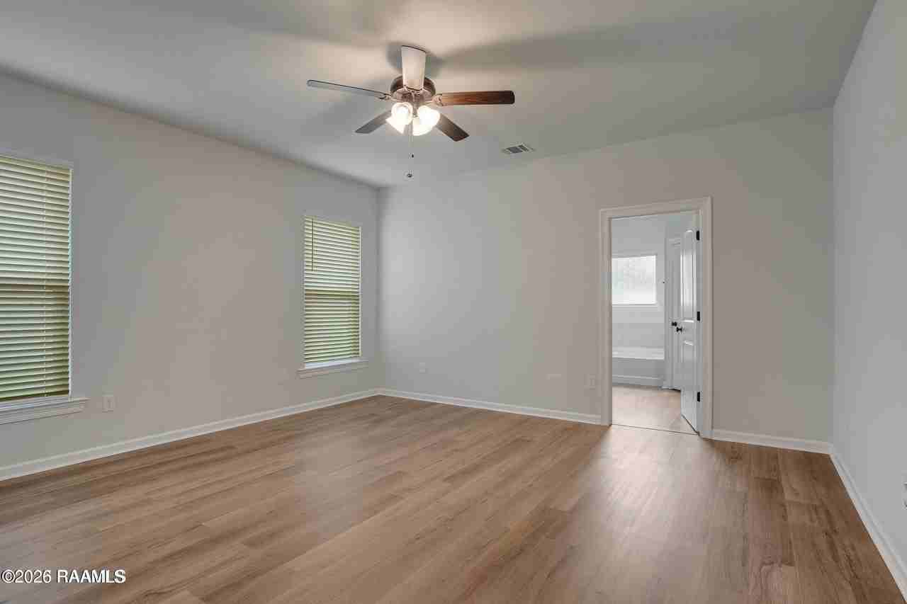 306 Tall Meadows Ln - Photo 7 of 15