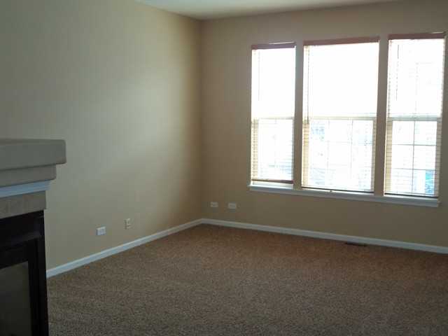 3034 Nicklaus Ln - Photo 3 of 12