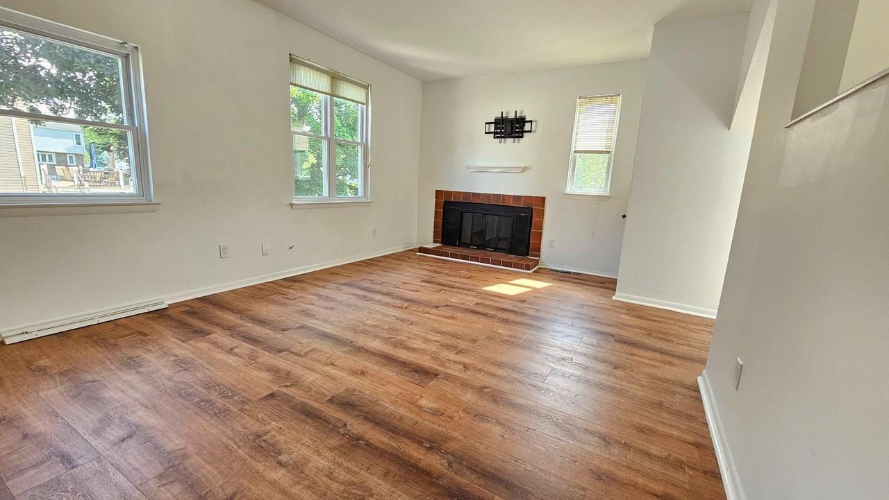 117 Hamlet Dr - Photo 6 of 32