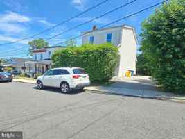 featured image of 130 Rockland Ave