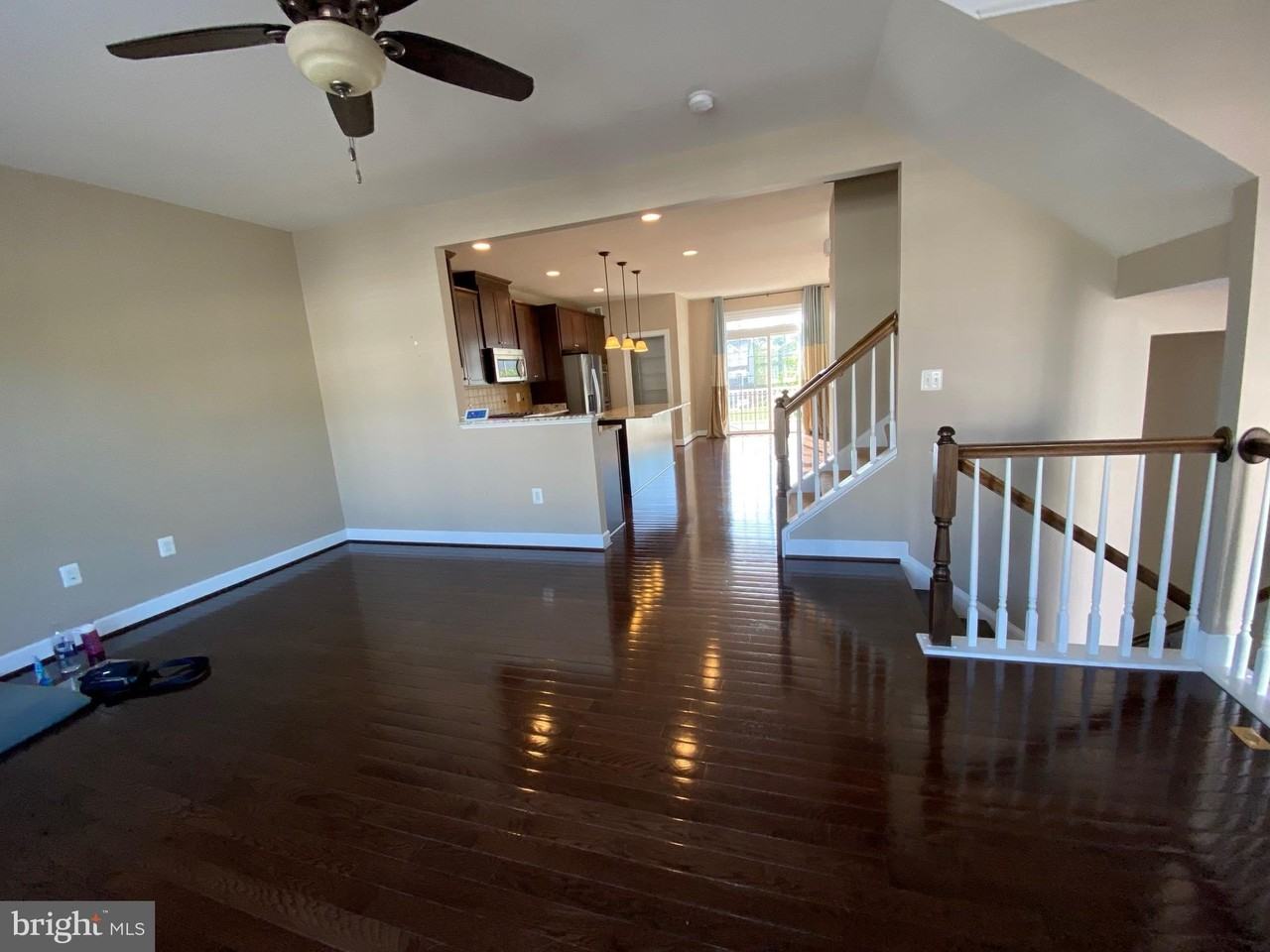16704 Shackleford Way - Photo 4 of 26