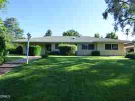 featured image of 1429 Descanso Dr