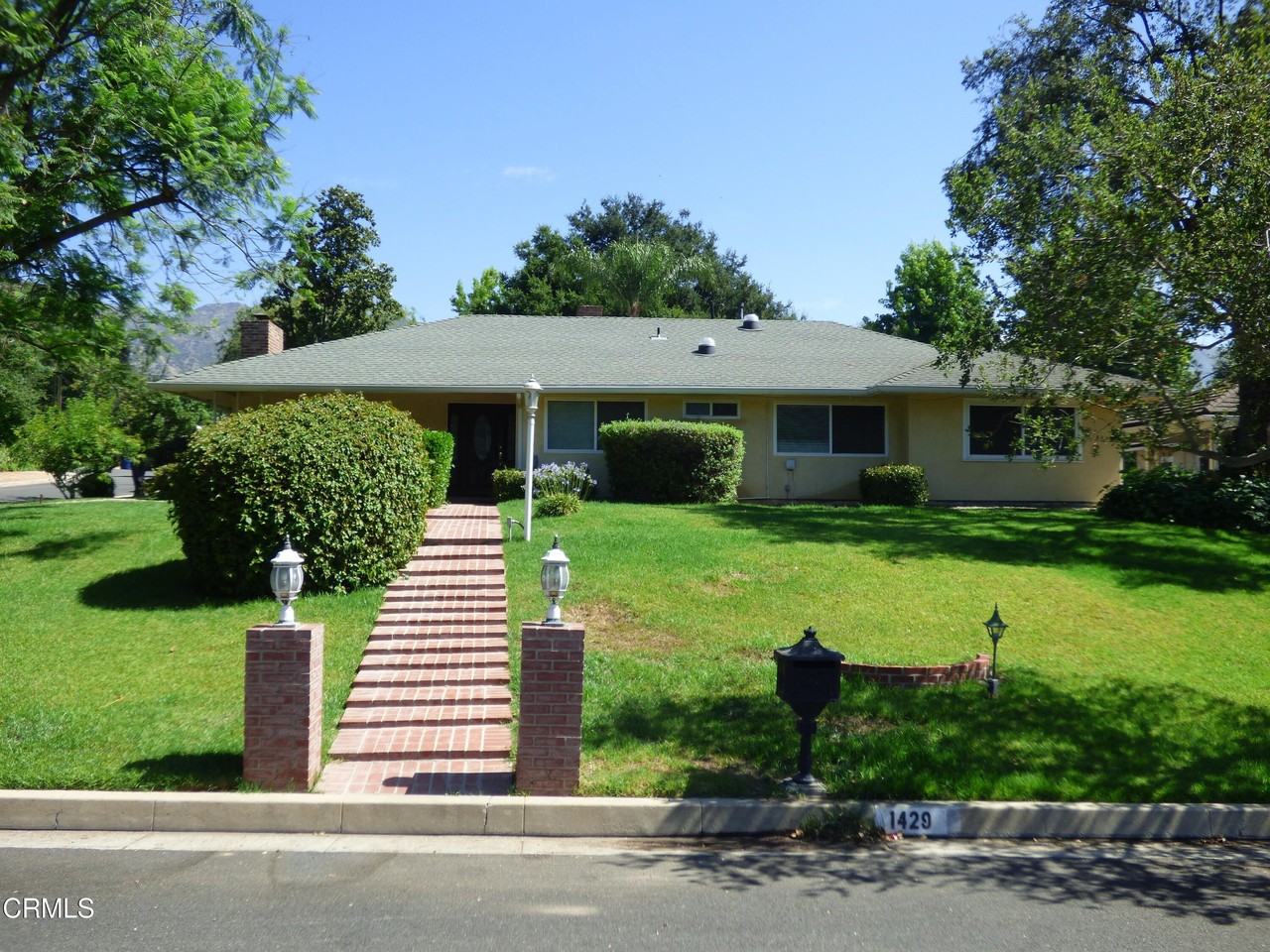 1429 Descanso Dr - Photo 2 of 20