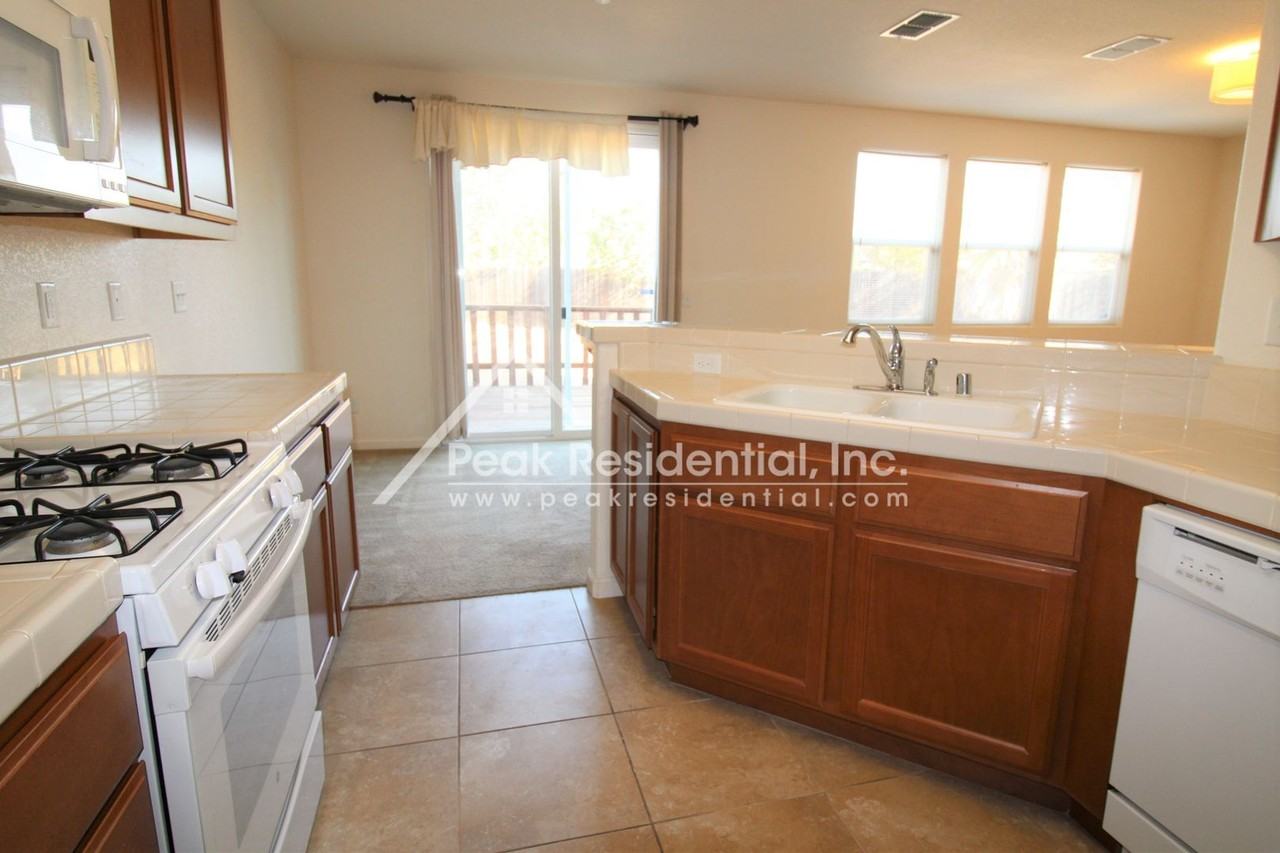 7388 Tisdale Way - Photo 4 of 23