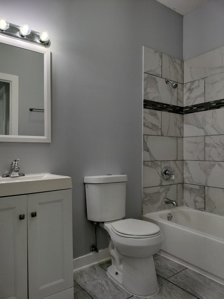 6501 S Justine St #1W - Photo 7 of 15