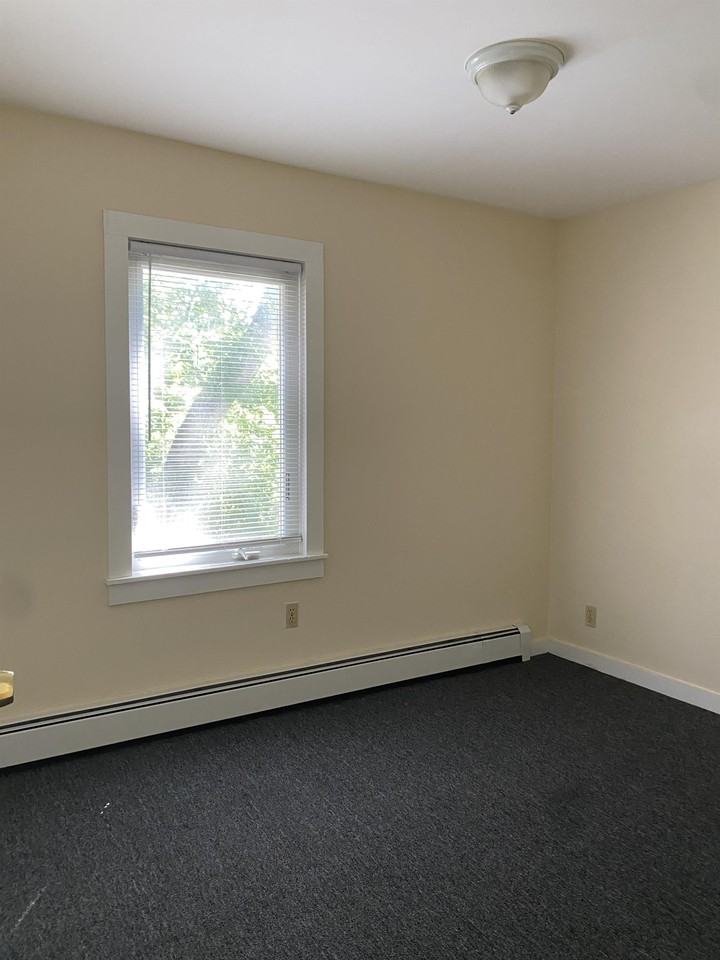 70 Union St #A - Photo 4 of 11