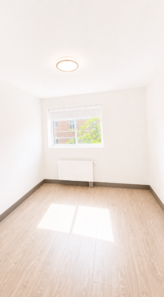 3605 Rue Saint-Urbain #404 - Photo 5 of 10