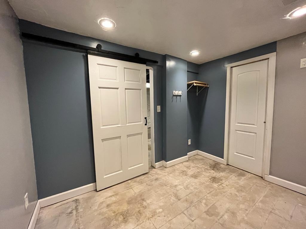 7425 Pennsylvania Ave - Photo 2 of 31