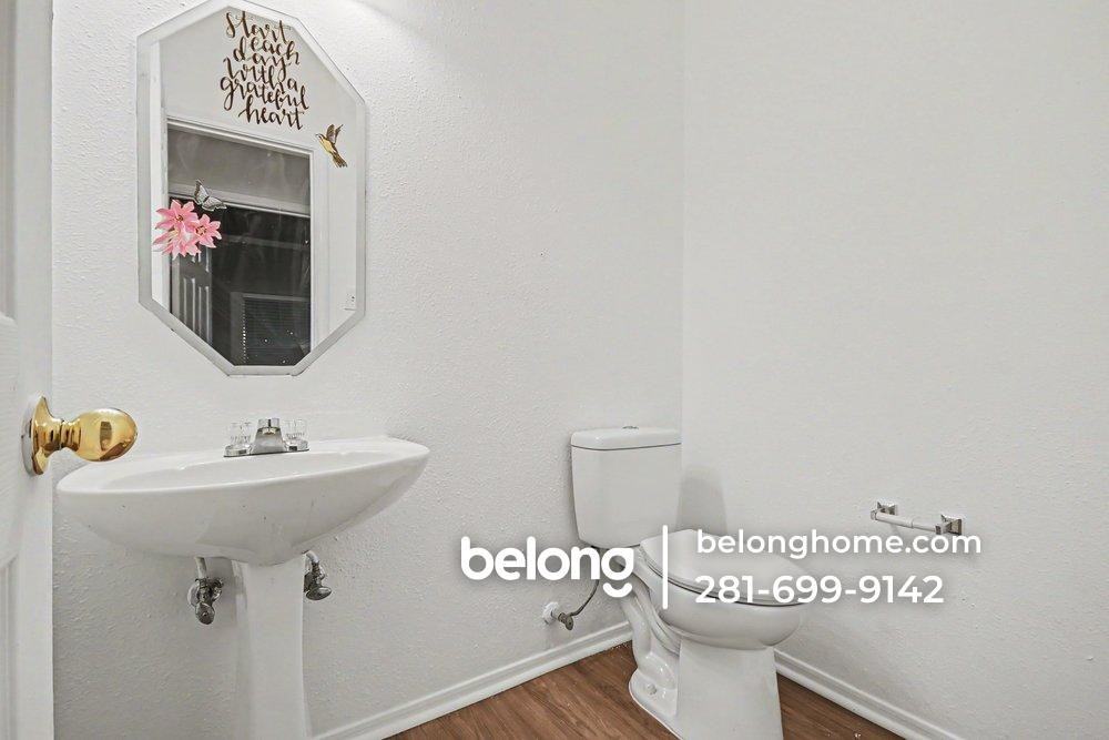 431 N Hampton Ct - Photo 4 of 28