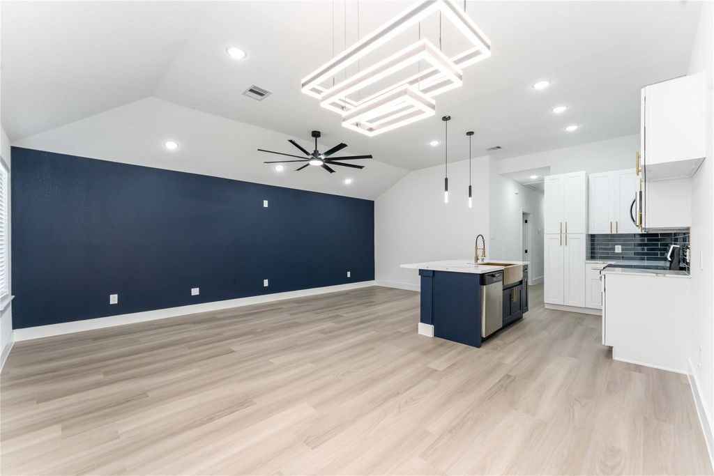 9406 Sandra St ##A - Photo 2 of 12
