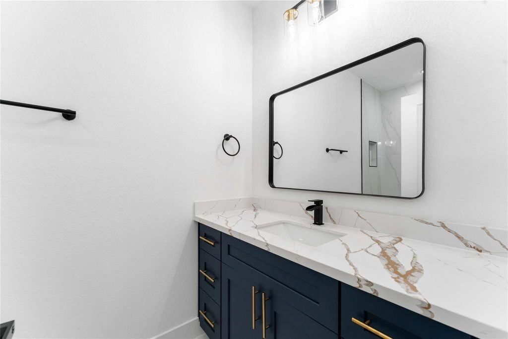 9406 Sandra St ##A - Photo 5 of 12