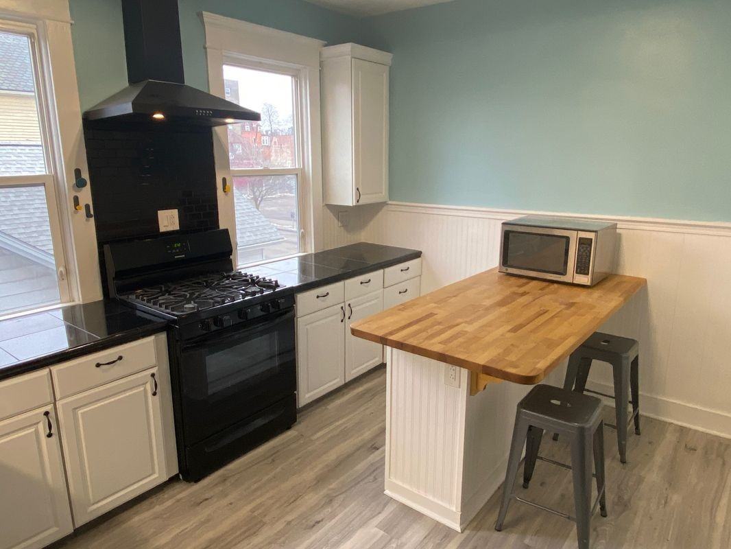 140 Elmwood Ave - Photo 3 of 18