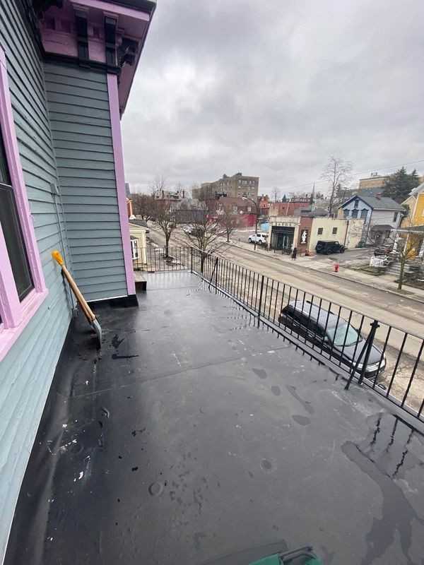 140 Elmwood Ave - Photo 7 of 18