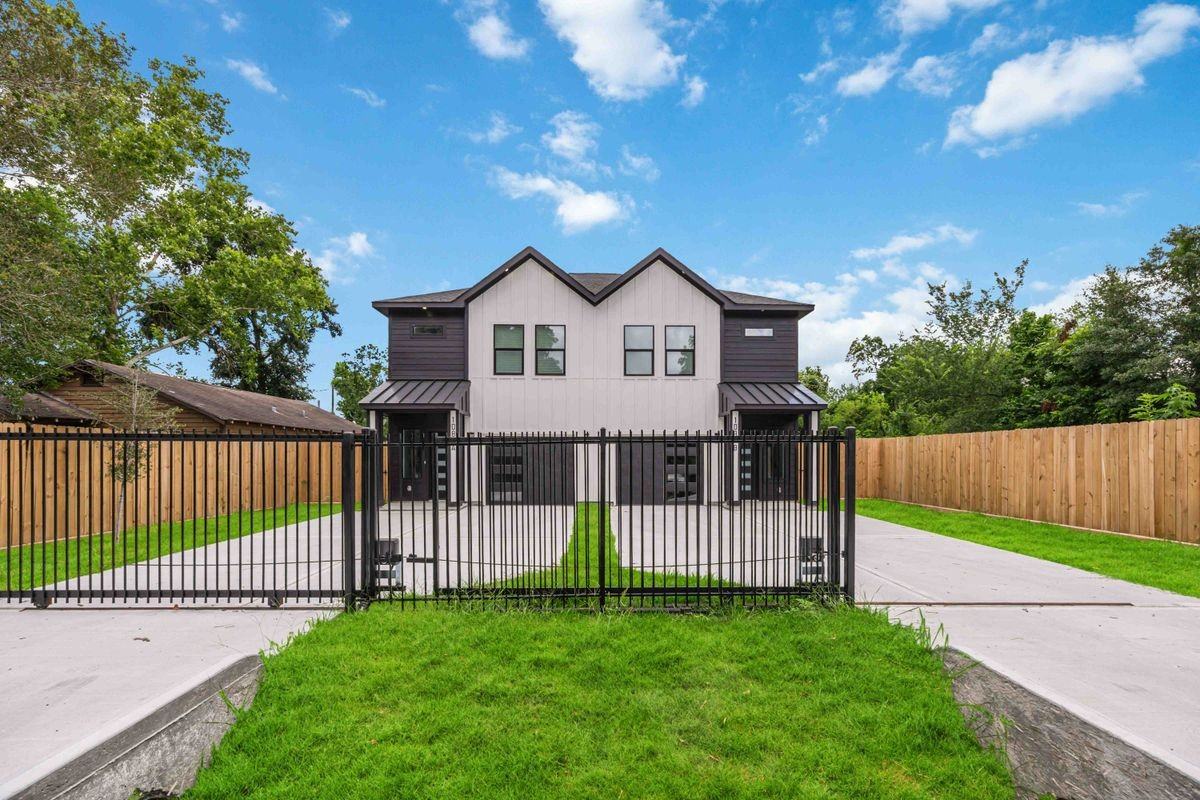 1084 Junell St ##A - Photo 2 of 12