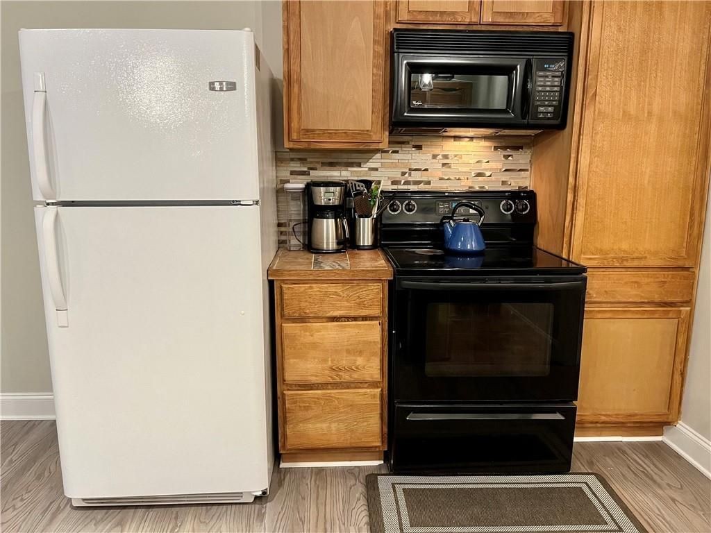 4857 Netherlands Pl - Photo 5 of 14