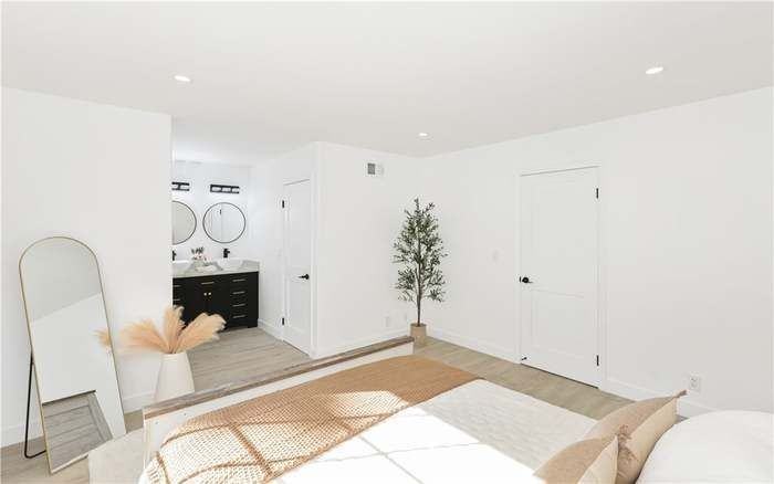 25912 Spruce Ln - Photo 4 of 15