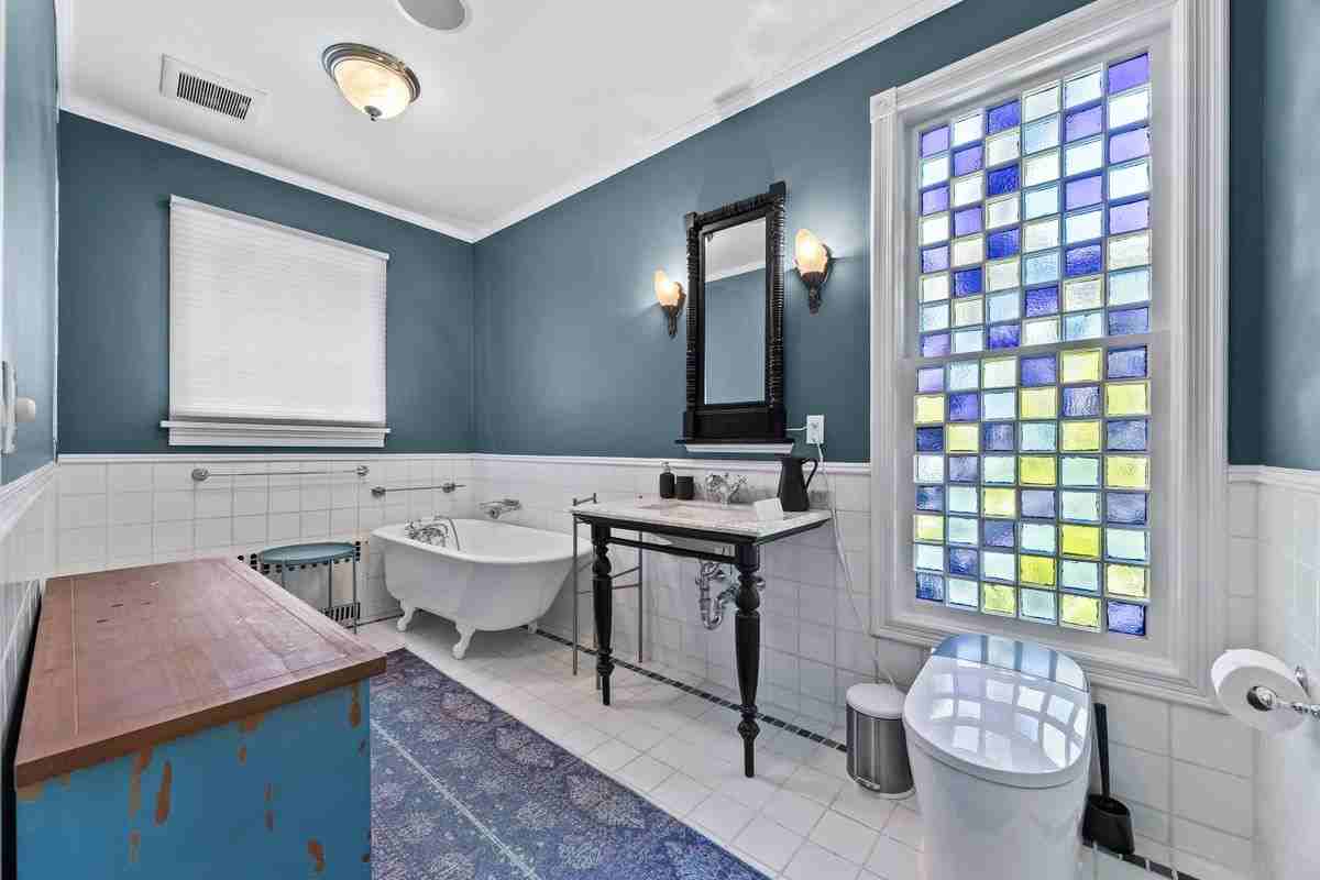 19 Howe Pl - Photo 6 of 37